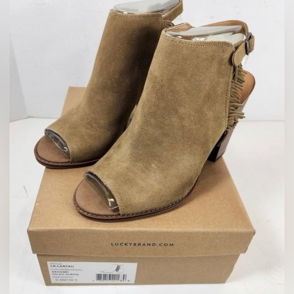 NEW Lucky Brand Suede Fringe Boho Open Toe Stacked Block Heel Sandal Shoe - Picture 2 of 5